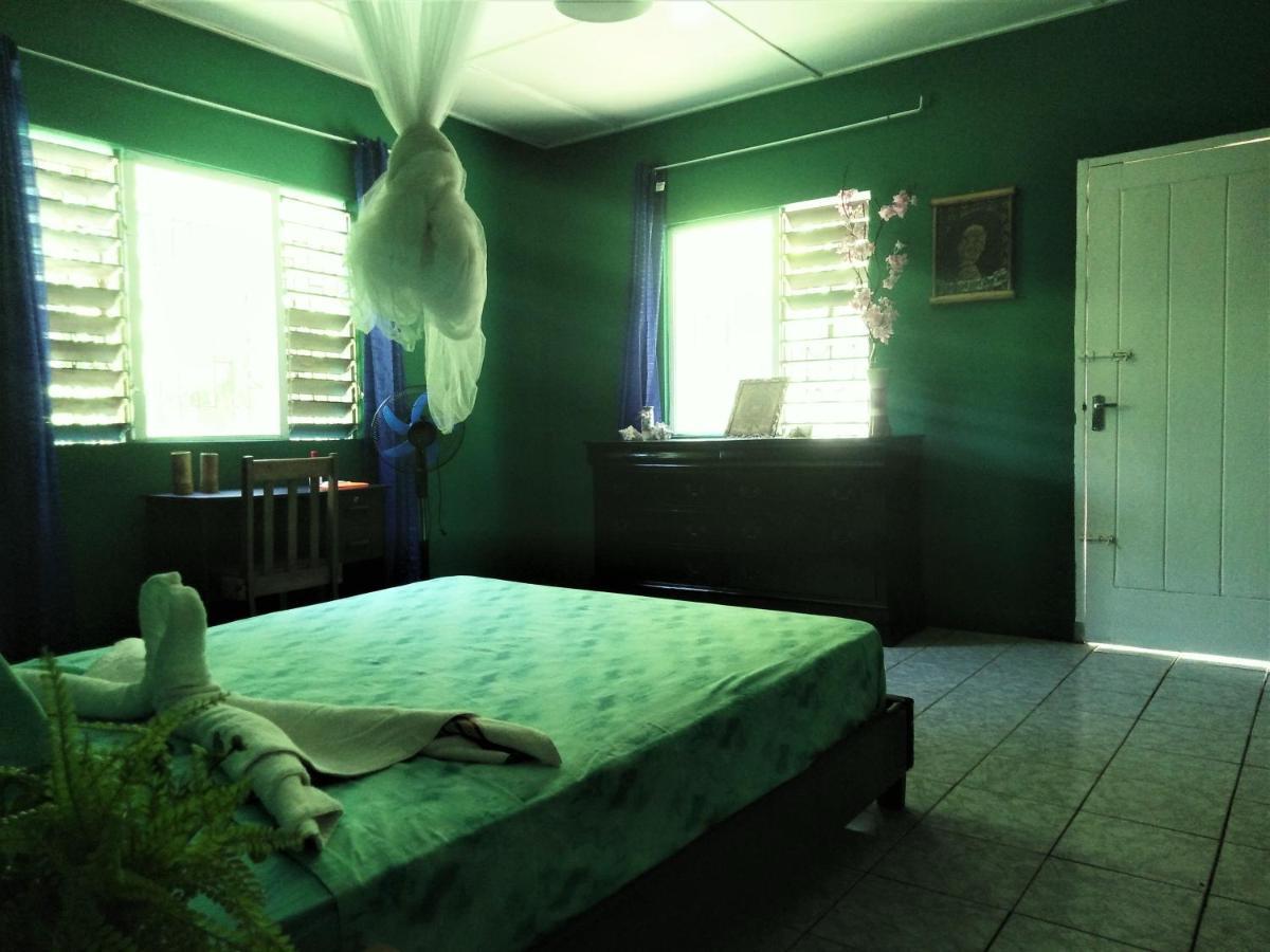 Toga Guest House Port Antonio Ngoại thất bức ảnh